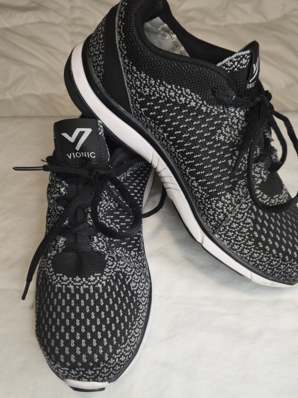Vionic Women’s Size 6.5 335 Flex Sierra Black Charcoal Run Walking Orthotic Shoe